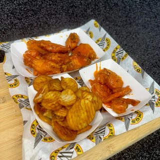 5 Shrimp, 8 Original Wings Value Meal