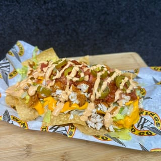 Burnie's Chicken Nachos